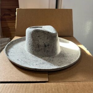 Olive & Pique Gray Felt Women's Hat